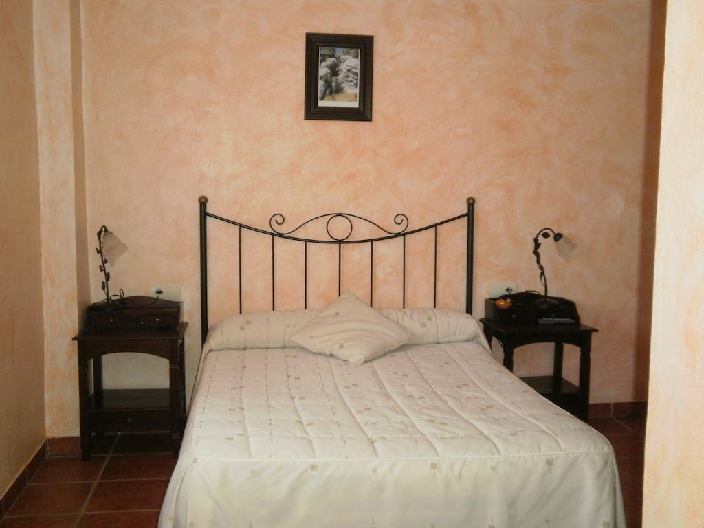Hostal El Olmo Camarena de la Sierra Ruang foto